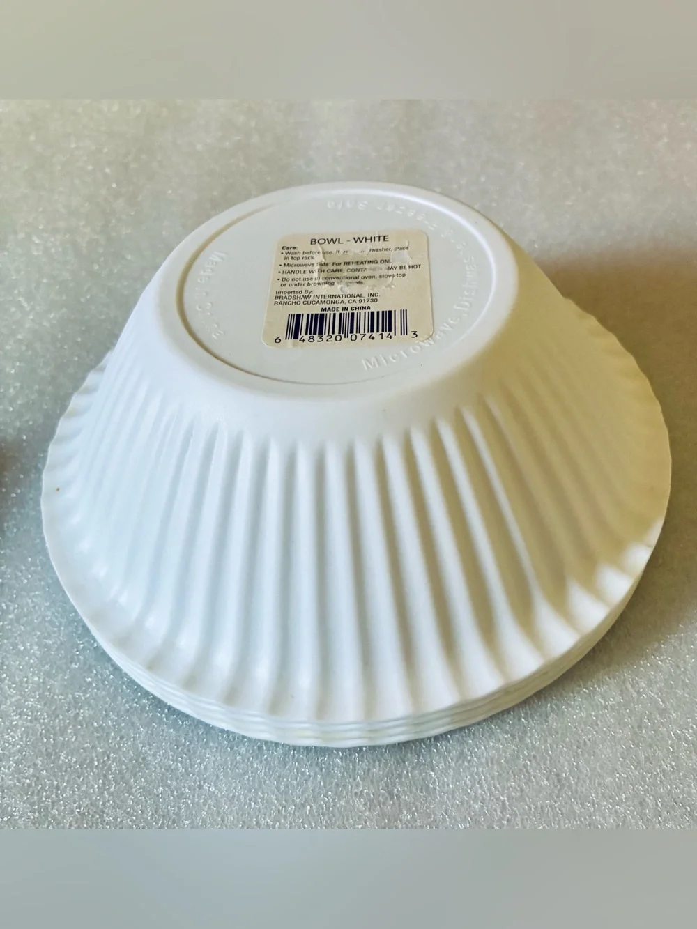 Reusable White Sturdy Bowl Set of 4 + 2 BONUS baking mini books Multi